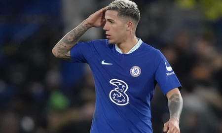 Chelsea confirmó una baja que deja sin socio a Enzo Fernández en el Chelsea. Chelsea confirmó una baja que deja sin socio a Enzo Fernández en el Chelsea.