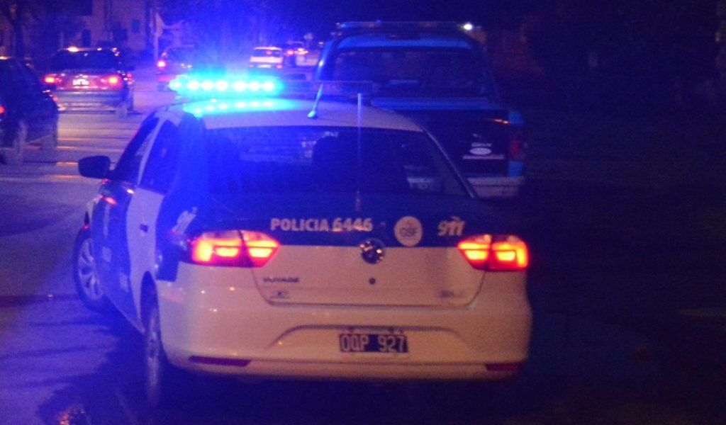 Un muerto y dos heridos en feroz balacera en la zona sur