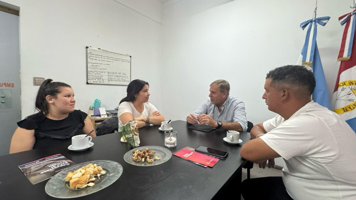 El trabajo de la Secretaría de Derechos Humanos permitió a una familia reconstruir su identidad 25 años después de la separación. El trabajo de la Secretaría de Derechos Humanos permitió a una familia reconstruir su identidad 25 años después de la separación.