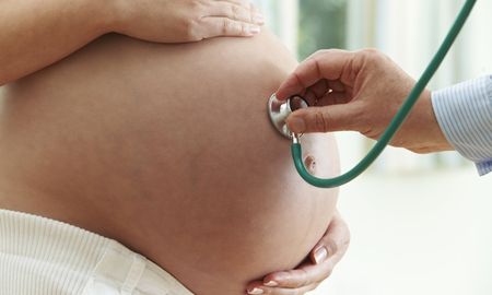 Limitaron la edad para los tratamientos de fertilización asistida