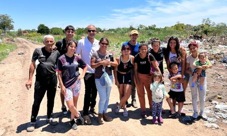 El Club Renacer, de la Liga Infantil de los Barrios, ansía un terreno propio para que los chicos puedan disfrutar del fútbol entre amigos. El Club Renacer, de la Liga Infantil de los Barrios, ansía un terreno propio para que los chicos puedan disfrutar del fútbol entre amigos.