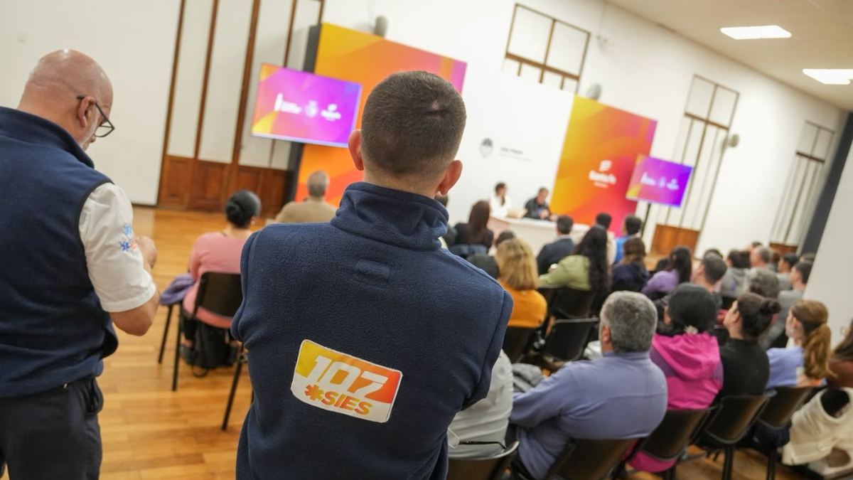 "El voluntariado dignifica a las personas, por su entrega y deseo de formar parte de algo”, dijeron. "El voluntariado dignifica a las personas, por su entrega y deseo de formar parte de algo”, dijeron.