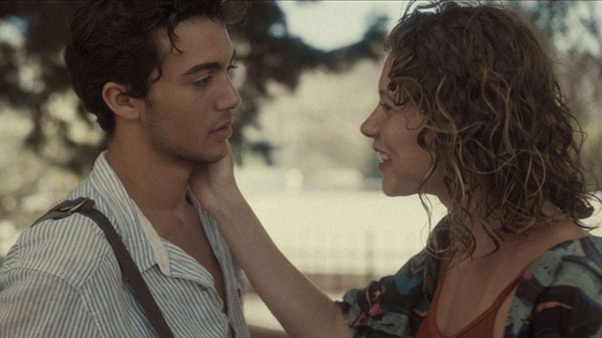 Aquel verano en Netflix: la película romántica que conquista con amor y nostalgia.