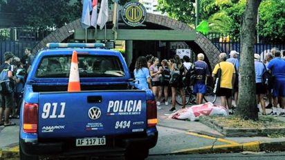 Evacuaron el club Gimnasia y Esgrima de Rosario por el hallazgo de un supuesto artefacto explosivo