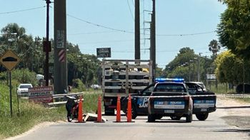 Accidente fatal en Aristóbulo del Valle: una mujer murió tras un choque con un camión