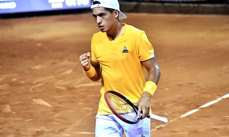Sebastián Báez venció al peruano Juan Pablo Varillas y avanzó a cuartos de final del ATP Río. Sebastián Báez venció al peruano Juan Pablo Varillas y avanzó a cuartos de final del ATP Río.