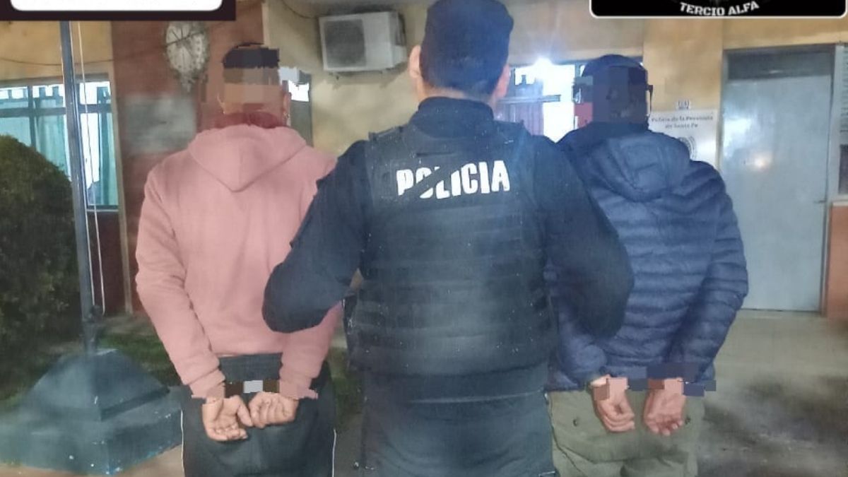 Dos detenidos por pelearse en un carribar de Recreo