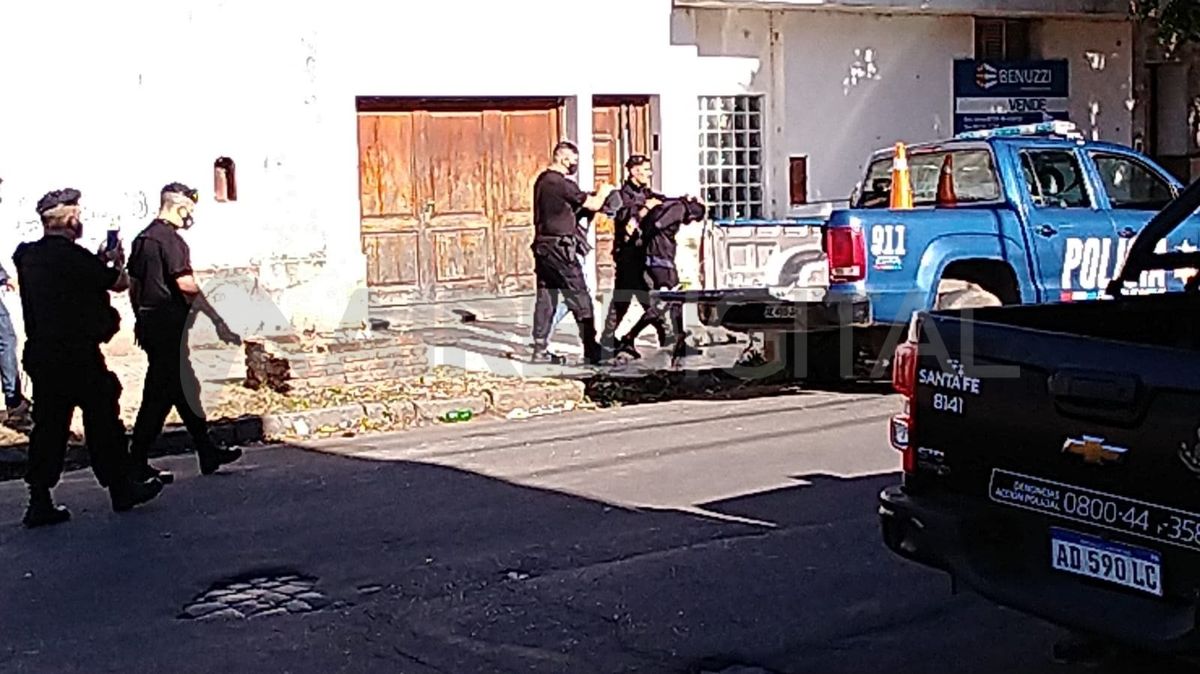 Los allanamientos se realizaron en zona de Monseñor Zaspe y Zavalla