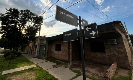 El hecho ocurrió alrededor de las 00.40 de este viernes, en J. P. López al 4100 El hecho ocurrió alrededor de las 00.40 de este viernes, en J. P. López al 4100