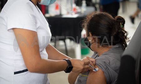 Coronavirus: 14 países de de América ya vacunaron al 70% de su población. Coronavirus: 14 países de de América ya vacunaron al 70% de su población.