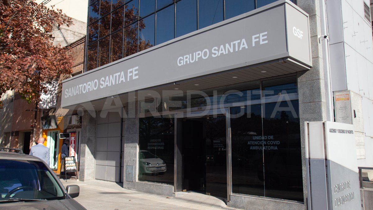 La unidad de atención covid y de enfermedades respiratorias del Grupo Santa Fe se ubica en un área de más de 500 m².