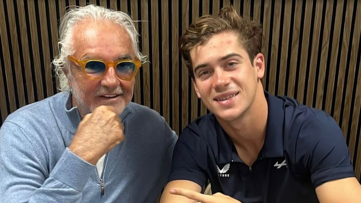 Flavio Briatore y Franco Colapinto. Flavio Briatore y Franco Colapinto.