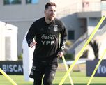 Lionel Messi se mostró optimista de cara a los compromisos de la Selección Argentina por las Eliminatorias Sudamericanas y la Copa América. Lionel Messi se mostró optimista de cara a los compromisos de la Selección Argentina por las Eliminatorias Sudamericanas y la Copa América.
