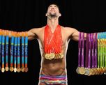 Michael Phelps es el deportista más ganador en la historia de los Juegos Olímpicos. Hizo su presentanción con apenas 15 años y en 16 años de competencia obtuvo 28 medallas. Michael Phelps es el deportista más ganador en la historia de los Juegos Olímpicos. Hizo su presentanción con apenas 15 años y en 16 años de competencia obtuvo 28 medallas.