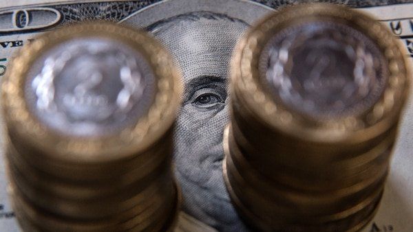 Sube y baja: el dólar sufre constantes modificaciones