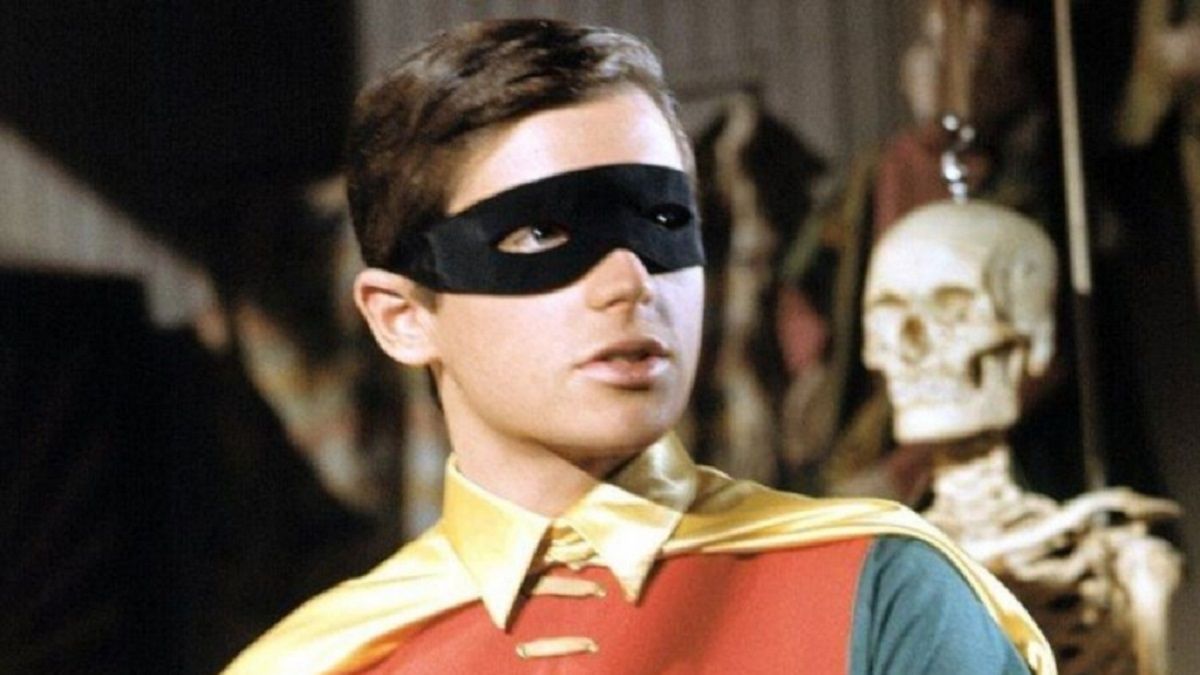 Batman: al interpretar a Robin, Burt Ward tuvo que someterse a un  tratamiento hormonal para verse más joven