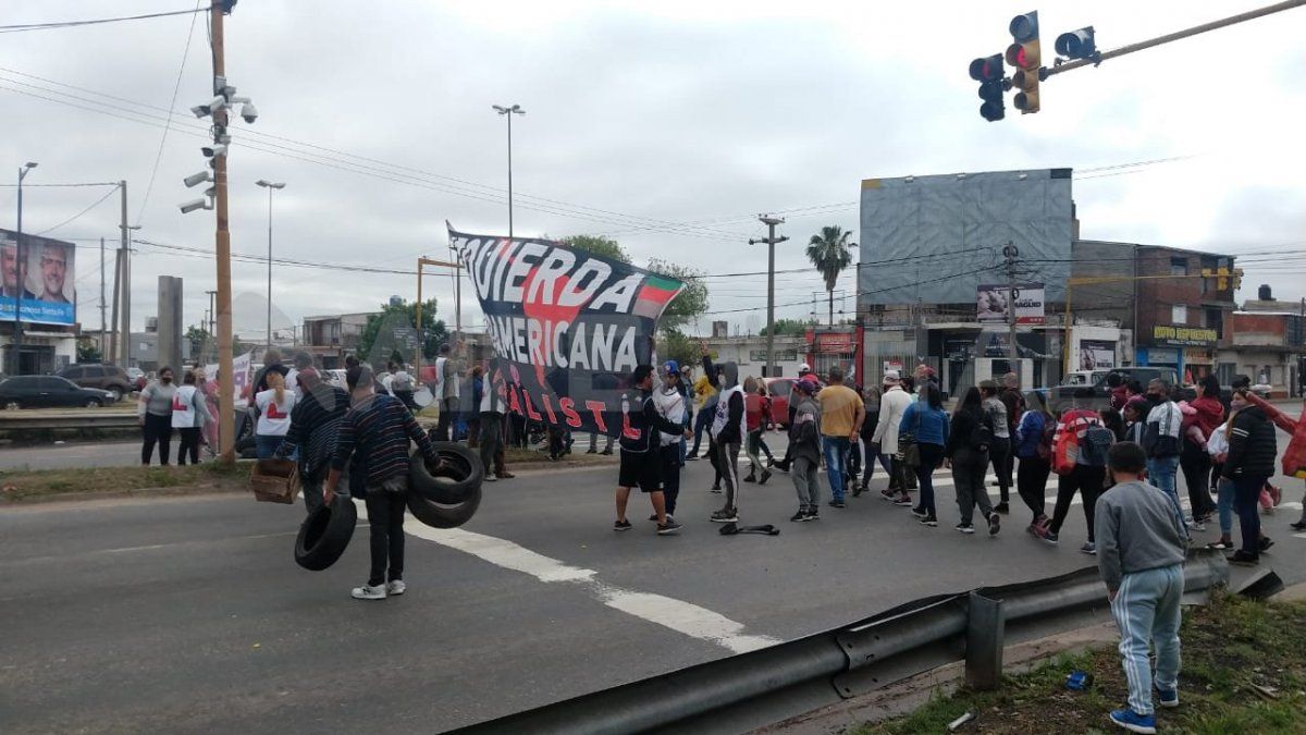 El corte en calle Iturraspe se mantendrá hasta el mediodía. 
