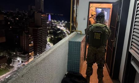 Bilbao integraba la nómina de prófugos de mayor prioridad de captura en la provincia y fue trasladado de manera inmediata a la cárcel de Piñero. Bilbao integraba la nómina de prófugos de mayor prioridad de captura en la provincia y fue trasladado de manera inmediata a la cárcel de Piñero.