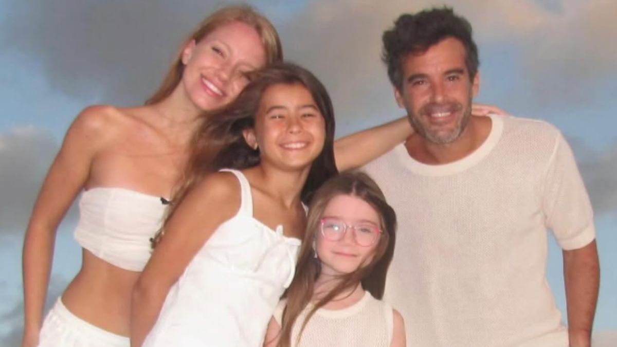 Nicolás Cabré se fue de viaje a Punta Cana para celebrar su amor con Rocío Pardo. Nicolás Cabré se fue de viaje a Punta Cana para celebrar su amor con Rocío Pardo.