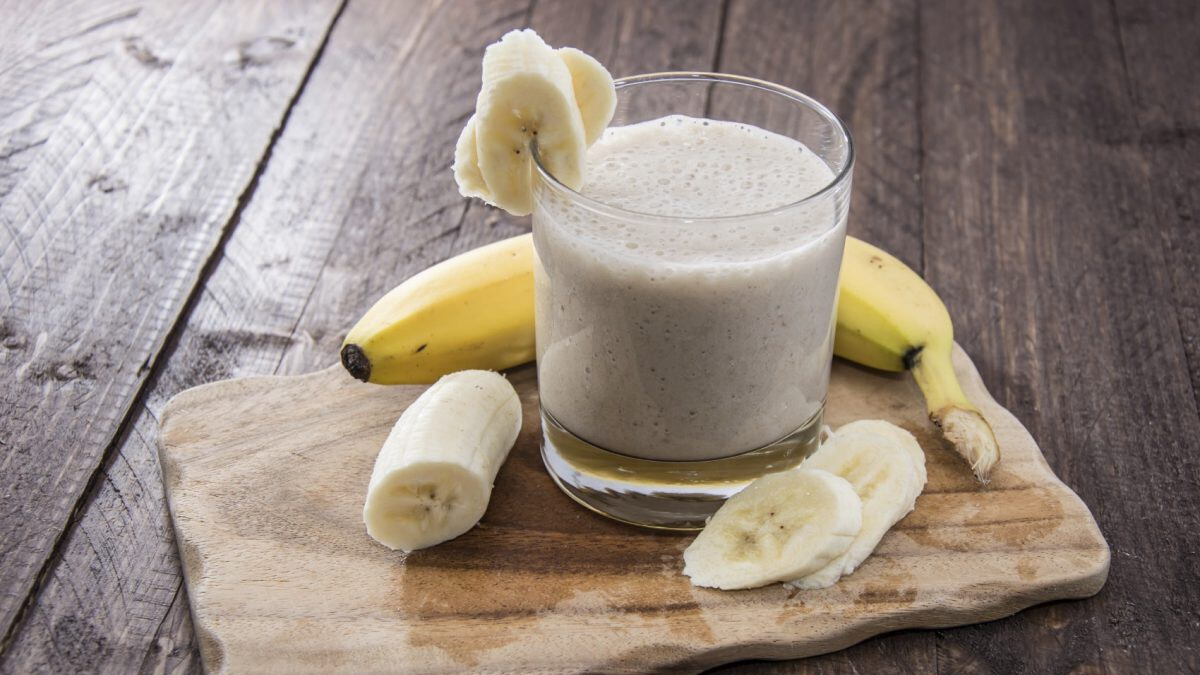 Cómo hacer el mejor licuado de banana sin leche ni azúcar: la receta más sencilla y económica