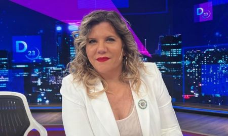 Dominique Metzguer se animó a un cambio de look. Dominique Metzguer se animó a un cambio de look.