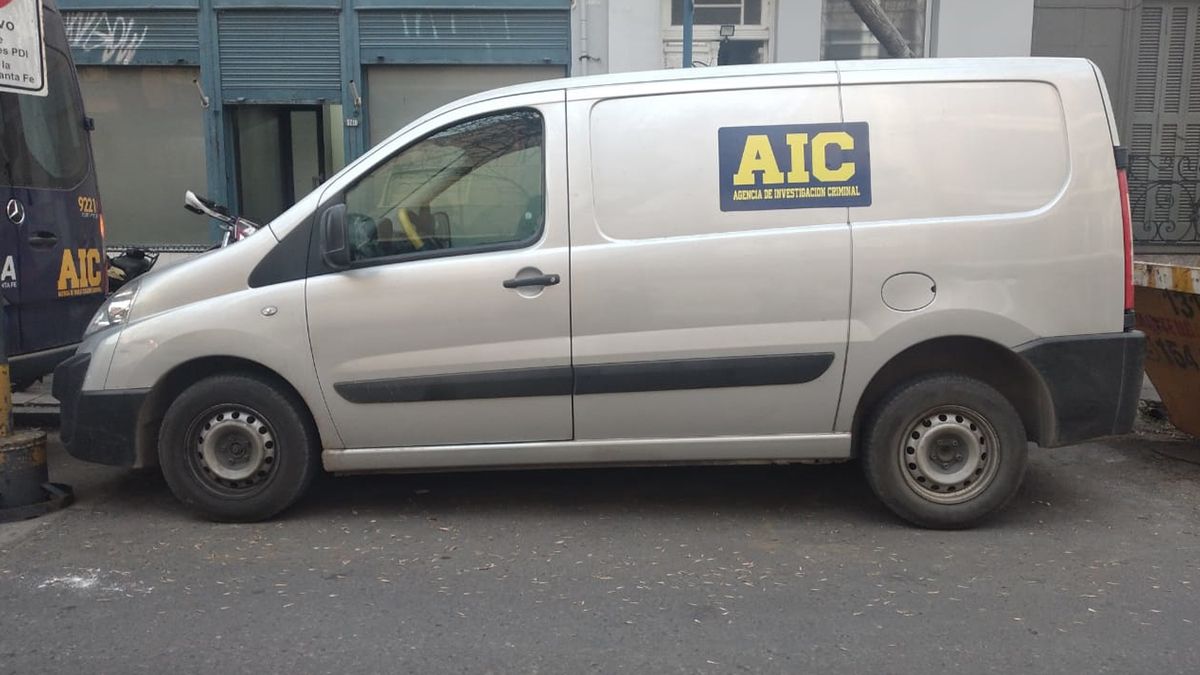 La camioneta que fue secuestrada por el robo al club El Quilla.