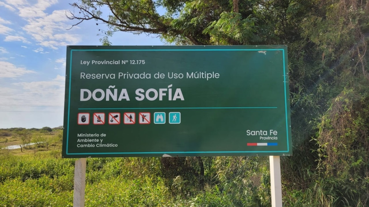 La Reserva Doña Sofía está ubicada en Villa Ocampo. La Reserva Doña Sofía está ubicada en Villa Ocampo.