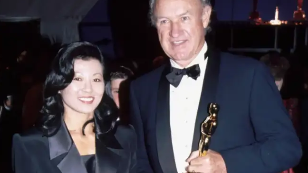 El médico forense de Nuevo México asegura que Gene Hackman murió a los 95 años de un fallo cardiaco días después de que su esposa,  Betsy Arakawa, falleciera por un virus tras haber contraído una infección provocada por roedores.