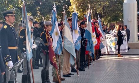 lifschitz: ?el brigadier nos inspira para lograr un pais verdaderamente federal? lifschitz: ?el brigadier nos inspira para lograr un pais verdaderamente federal?