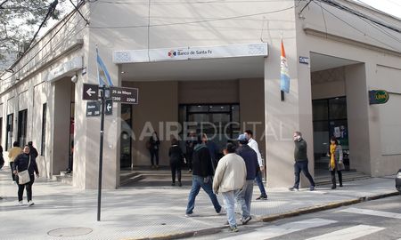 El aumento de los bancarios se calcula sobre los salarioas de diciembre de 2019. El aumento de los bancarios se calcula sobre los salarioas de diciembre de 2019.