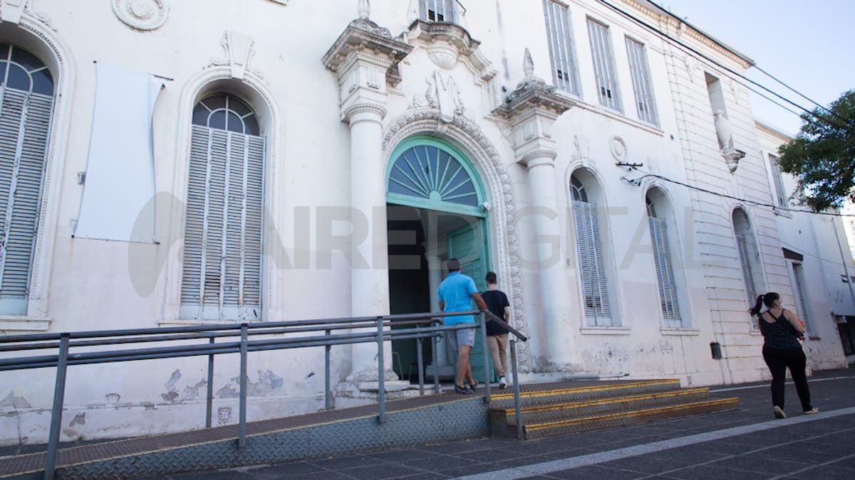 En la Escuela Almirante Brown de Santa Fe los estudiantes regresaron a las aulas.