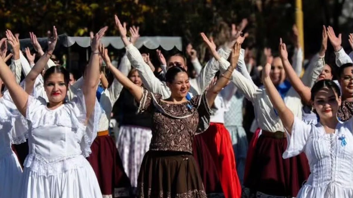 Fin de semana del Día de la Independencia: más de 300 mil personas y $16.200 millones reafirman a Santa Fe como destino turístico.