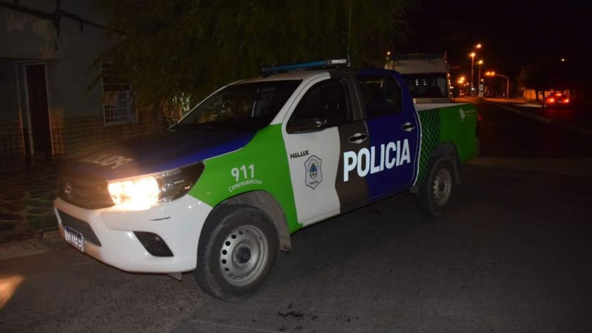 Un hombre de 51 años fue detenido tras intentar asesinar al supuesto amante de su esposa.