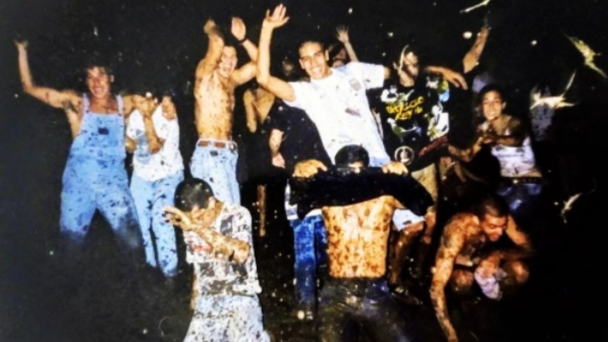 Walter Asis junto a sus amigos. Walter Asis junto a sus amigos.