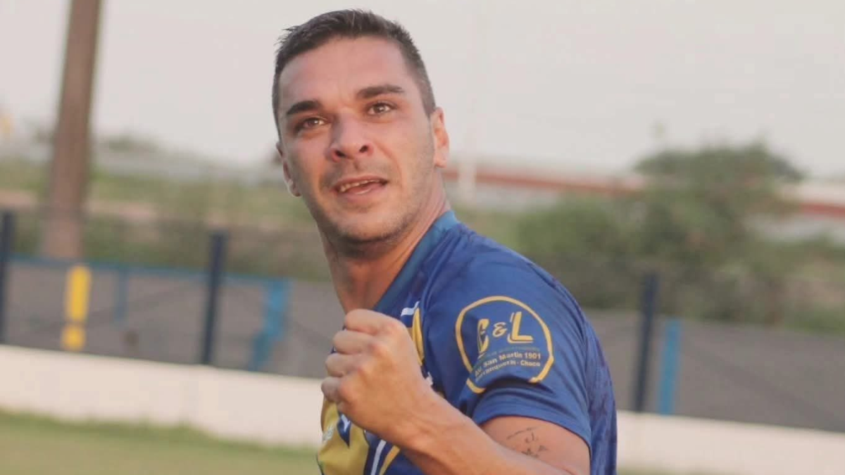 Conmoción en Chaco: un futbolista murió en pleno partido y no había ambulancia en el estadio