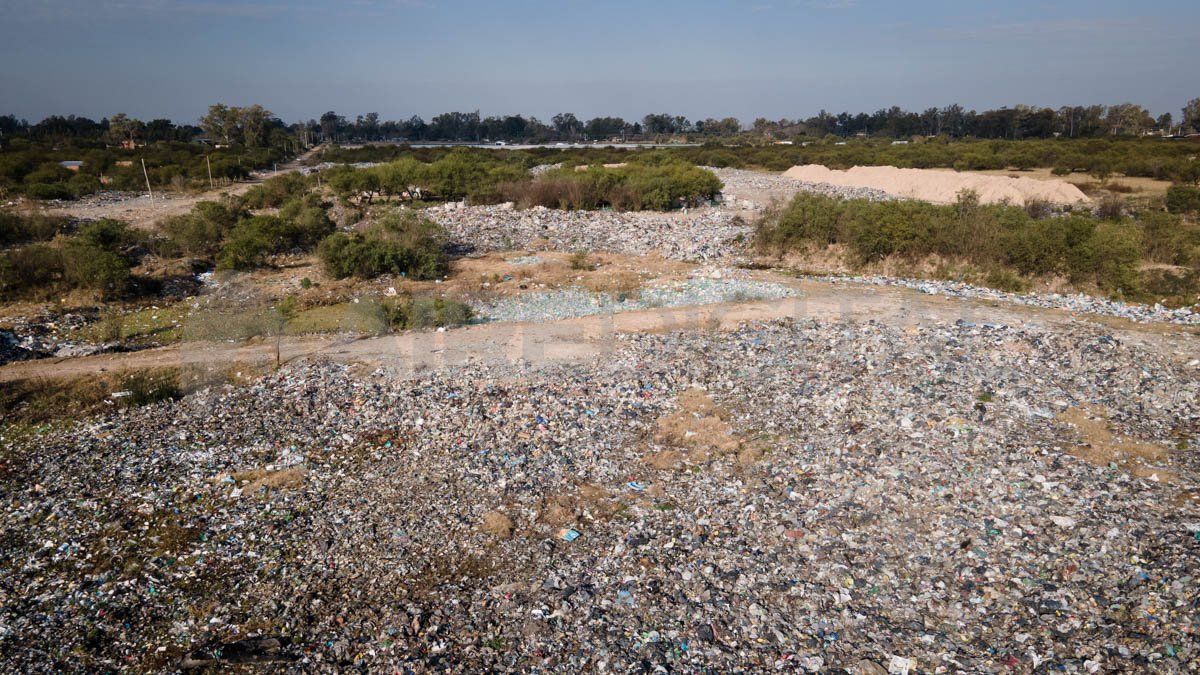 Es fundamental erradicar los basurales a cielo abierto en el área metropolitana de Santa Fe.