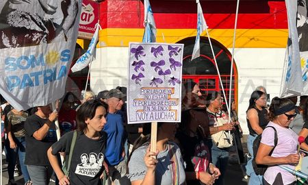 Movilizaciones, actos conmemorativos y debates formarán parte de una programación que se extenderá del martes 25 al sábado 29 de noviembre en Santa Fe. Movilizaciones, actos conmemorativos y debates formarán parte de una programación que se extenderá del martes 25 al sábado 29 de noviembre en Santa Fe.
