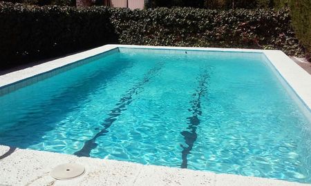 Ante las posibilidades acotadas de viajar por el coronavirus y la inminente llegada del verano, los santafesinos se volcaron a construir piletas en casas particulares. Ante las posibilidades acotadas de viajar por el coronavirus y la inminente llegada del verano, los santafesinos se volcaron a construir piletas en casas particulares.