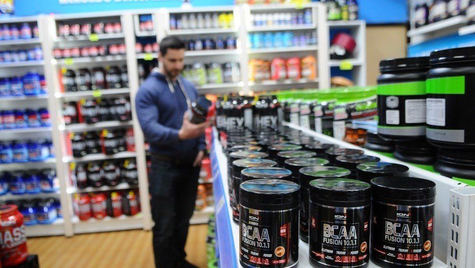 Por qué es importante consultar a un nutricionista antes de tomar suplementos deportivos.