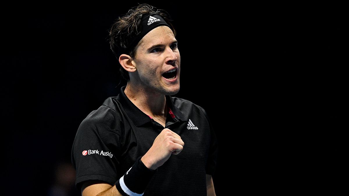 Dominc Thiem eliminó a Novak Djokovic del Masters de Londres y avanzó a la final del certamen.