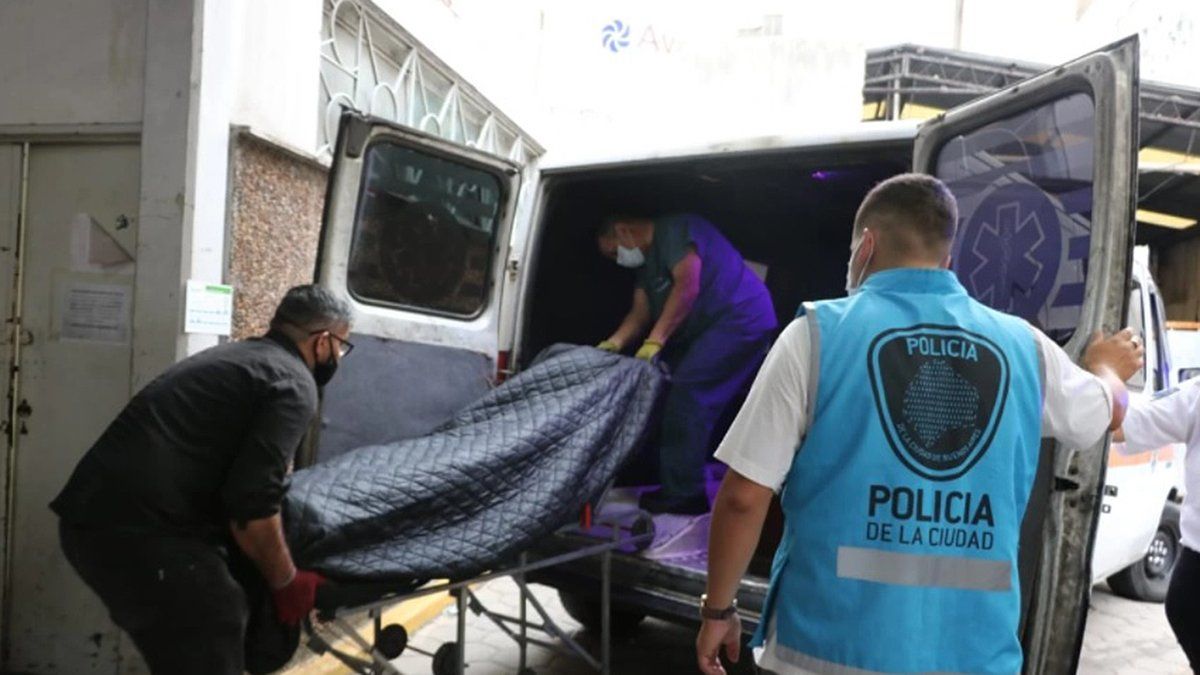 El motivo de los olores que denunciaron los vecinos de Monserrat era porque había dejado de funcionar la cámara de frío que funcionaba como morgue en el hospital.