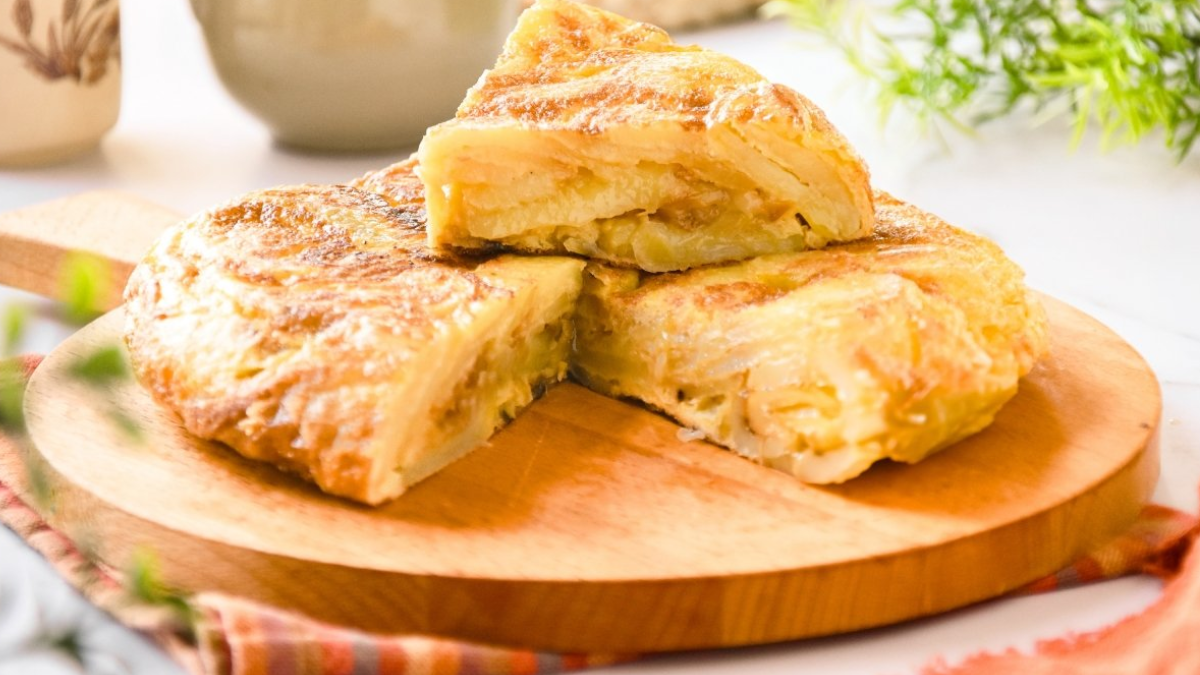 El truco para hacer la mejor tortilla de papas sin freír ni hervir.