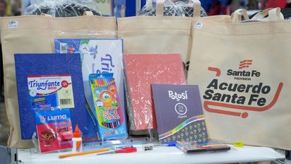 El Gobierno de la Provincia de Santa Fe abona mañana el complemento para la compra de útiles escolares
