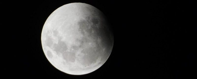 Ciencia: un domingo de “apogeo lunar”, las claves para entender por qué es el momento en el que la luna está más lejos de la tierra
