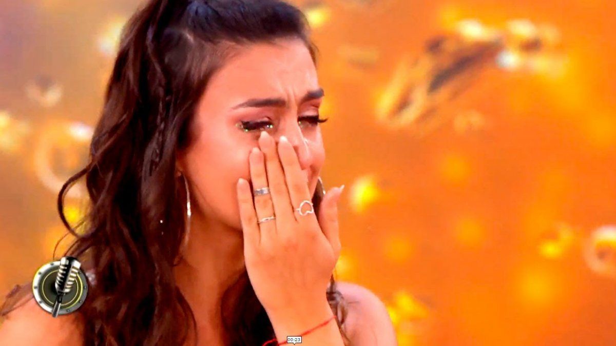 Melina De Piano no pudo contenerse y rompió en llanto desconsoladamente en el Cantando: Hoy falleció mi tío