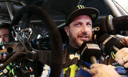 El famoso piloto Ken Block murió este lunes a los 55 años en un accidente mientras conducía su moto de nieve. El famoso piloto Ken Block murió este lunes a los 55 años en un accidente mientras conducía su moto de nieve.