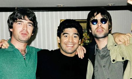 Noel y Liam Gallagher darán dos shows en el Estadio Monumental de River Plate. Noel y Liam Gallagher darán dos shows en el Estadio Monumental de River Plate.