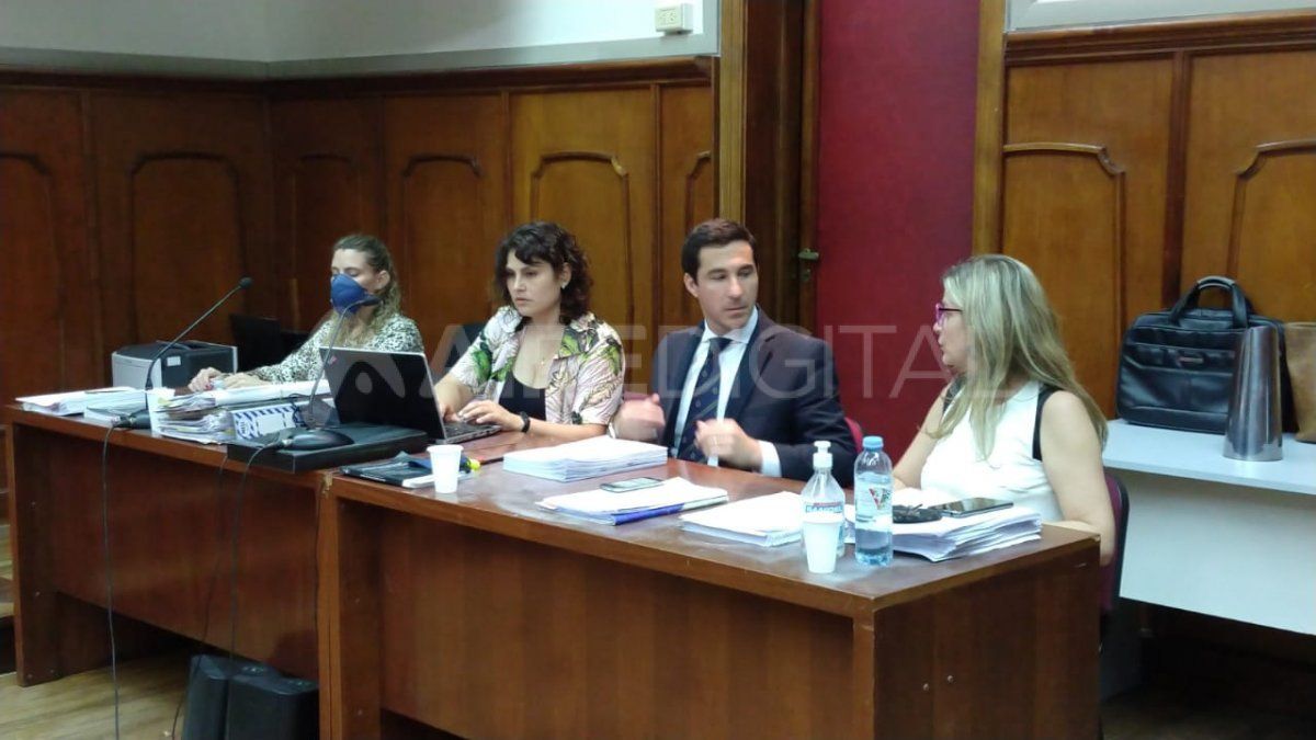 Los fiscales Iglesias y Gioria, y la abogada querellante Roa Hertelendy