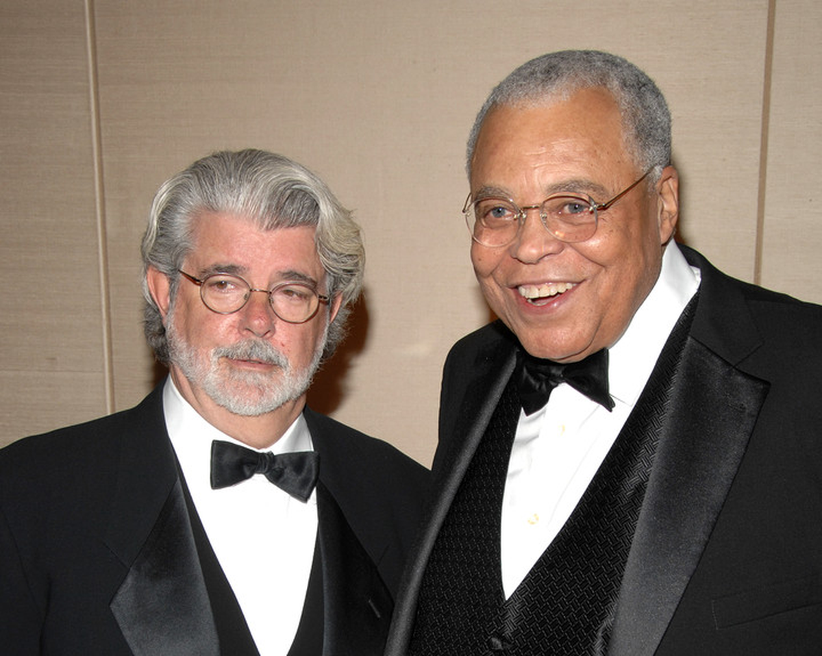 James Earl Jones junto a George Lucas. James Earl Jones junto a George Lucas.