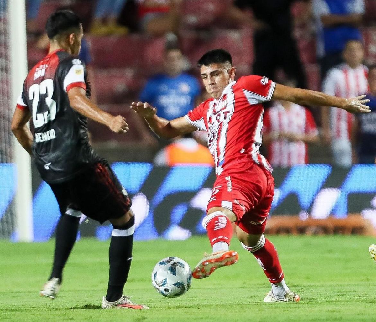 Patricio Tanda se recuperó y entrena a la par de sus compañeros en Unión. Patricio Tanda se recuperó y entrena a la par de sus compañeros en Unión.